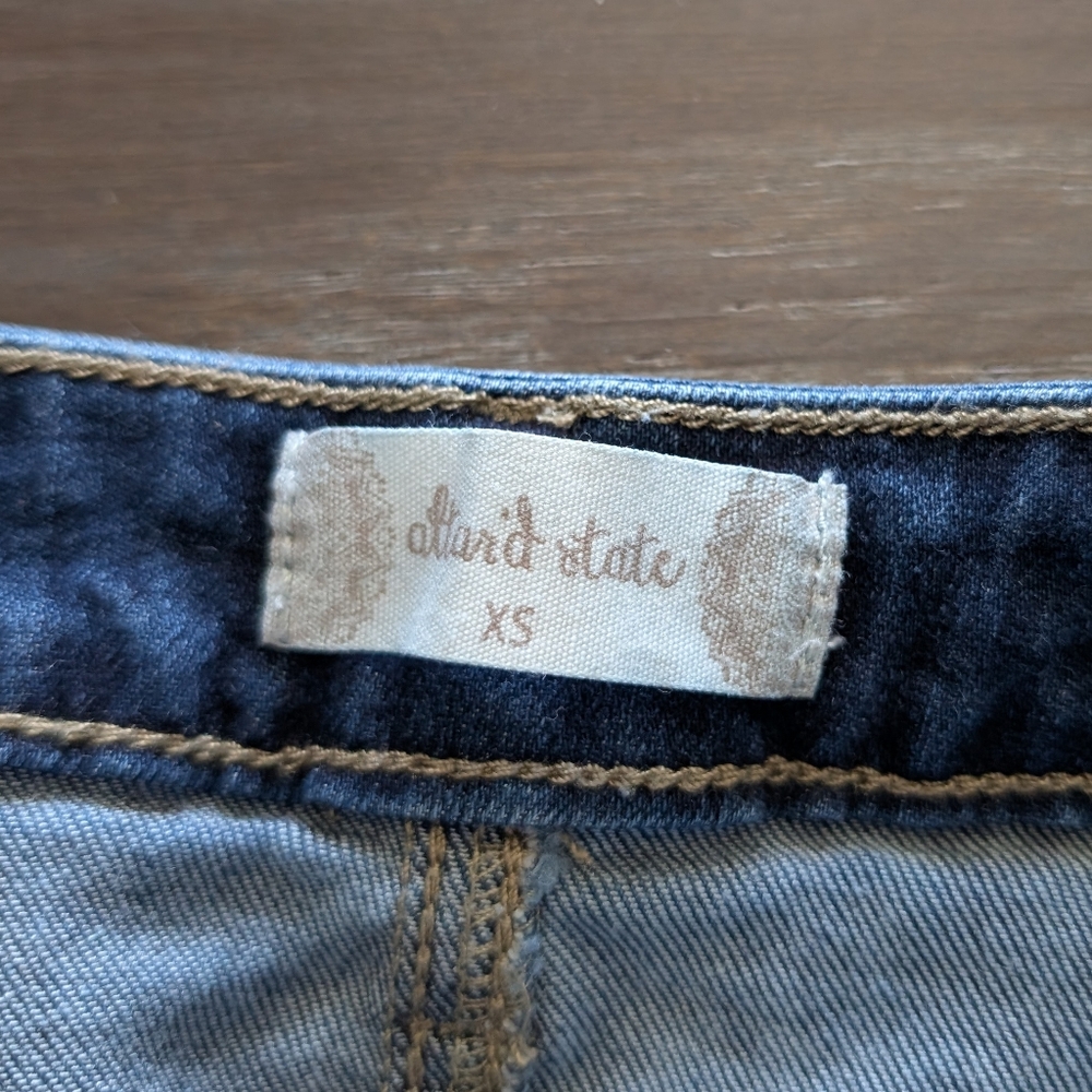 Altar'd State Floral Embroidered Denim Mini Skirt Size XS - Picture 4 of 6